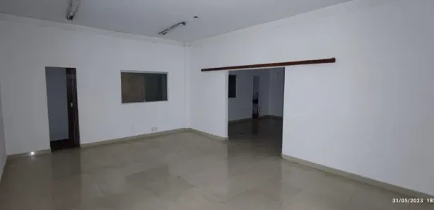 Loja / Salão / Ponto Comercial à venda, 258m² no Núcleo Bandeirante, Brasília