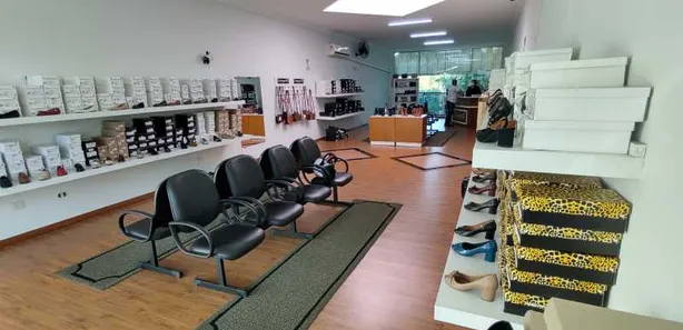 Loja / Salão / Ponto Comercial à venda, 150m² no Centro, Itatiba