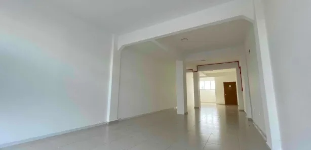 Conjunto Comercial / Sala para alugar, 64m² no Palmital, Chapecó