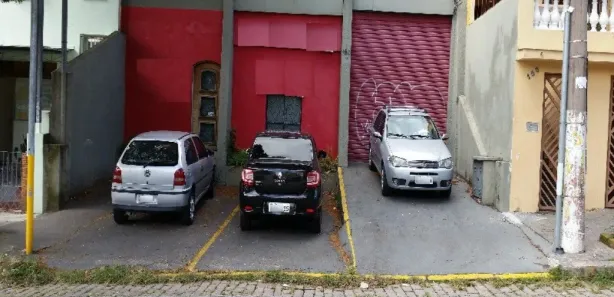 Loja / Salão / Ponto Comercial para venda ou aluguel, 750m² no Caxingui, São Paulo