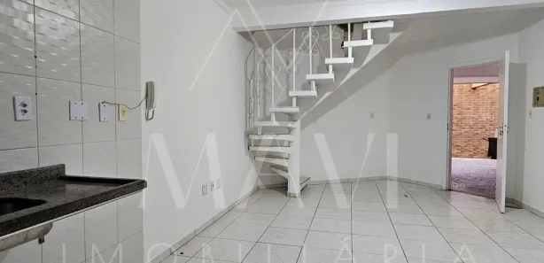 Casa de Condomínio com 2 Quartos para alugar, 74m² no Canto do Forte, Praia Grande