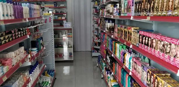 Loja / Salão / Ponto Comercial com 2 Quartos à venda, 60m² no Flamengo, Maricá
