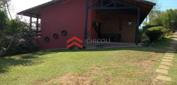 Fazenda / Sítio / Chácara com 3 Quartos para alugar, 700m² no Água Espraiada (Caucaia do Alto), Cotia