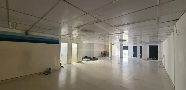 Loja / Salão / Ponto Comercial para venda ou aluguel, 180m² no Chácara Braz Miraglia, Jaú