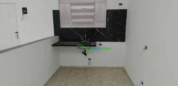 Casa com 1 Quarto para alugar, 50m² no Vila Dirce, Carapicuíba