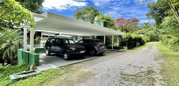 Casa de Condomínio com 6 Quartos à venda, 380m² no Chácara do Refúgio, Carapicuíba