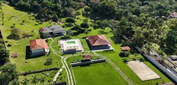 Fazenda / Sítio / Chácara com 5 Quartos à venda, 50000m² no Guaratiba, Rio de Janeiro