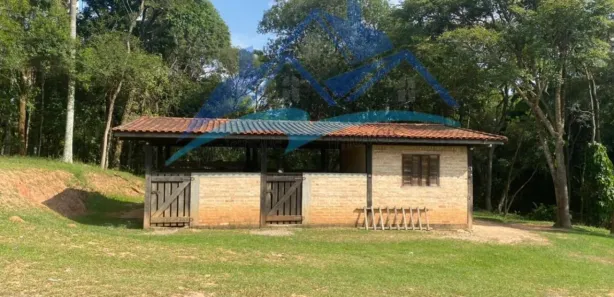 Fazenda / Sítio / Chácara com 3 Quartos à venda, 26000m² no Sebandilha, Mairinque