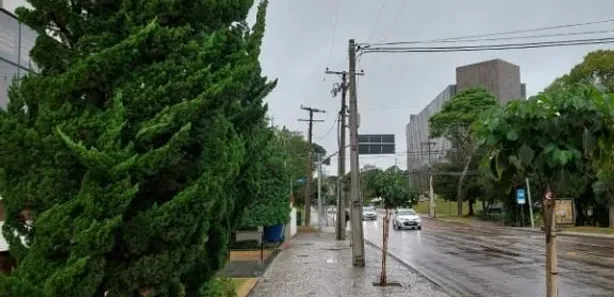 Apartamento com 1 Quarto para alugar, 31m² no Juvevê, Curitiba