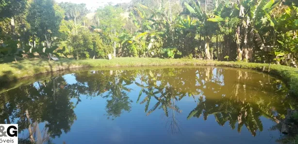 Fazenda / Sítio / Chácara com 3 Quartos à venda, 1580m² no Várzea de Baixo, Sarapuí