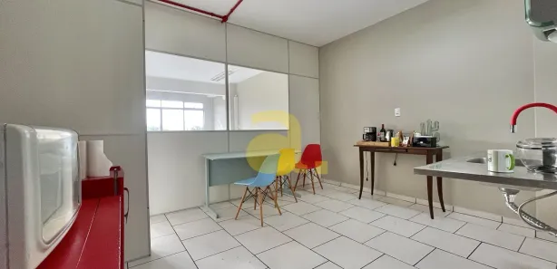Conjunto Comercial / Sala para alugar, 300m² no Água Verde, Blumenau