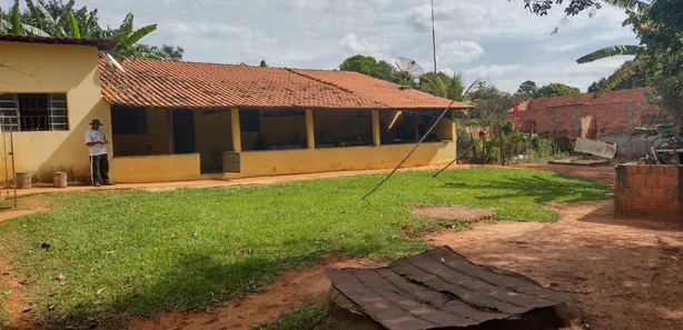 Fazenda / Sítio / Chácara com 2 Quartos à venda, 100m² no , Alambari