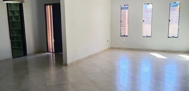 Casa de Condomínio com 4 Quartos para alugar, 600m² no Setor Habitacional Arniqueira, Brasília