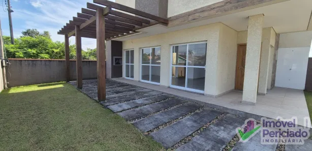 Sobrado com 3 Quartos à venda, 101m² no Cambijú, Itapoá