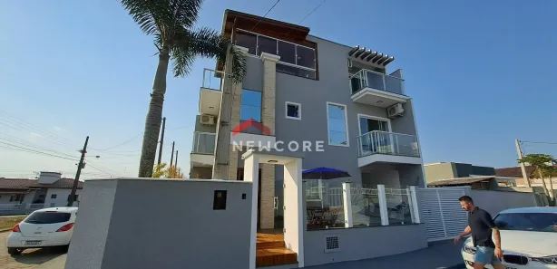 Sobrado com 3 Quartos à venda, 150m² no Itacolomi, Balneário Piçarras
