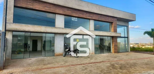 Loja / Salão / Ponto Comercial para alugar, 160m² no Jardim do Café, Cambé