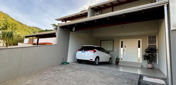 Casa com 3 Quartos à venda, 187m² no Velha, Blumenau