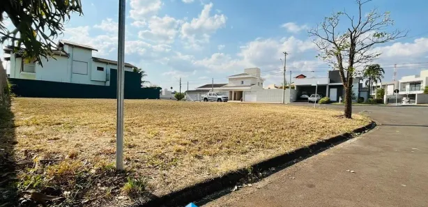 Terreno / Lote / Condomínio à venda, 277m² no Jardim Canaã, Limeira