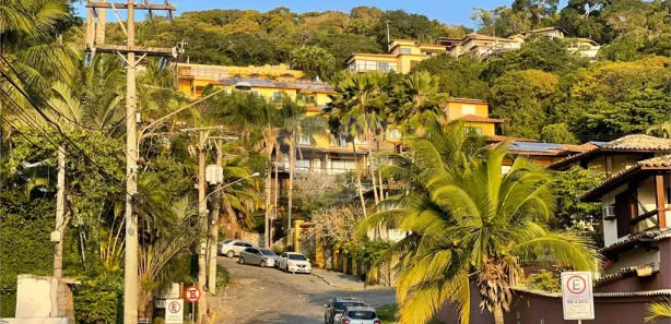 Casa de Condomínio com 3 Quartos à venda, 90m² no João Fernandes, Armação dos Búzios