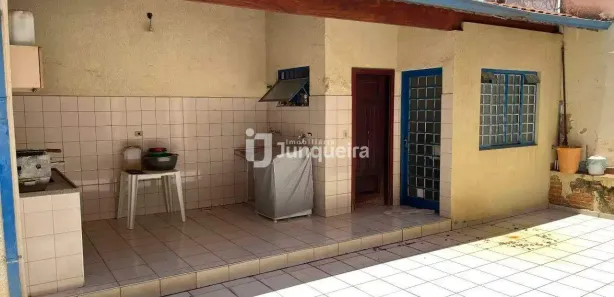 Casa com 3 Quartos para alugar, 215m² no Jardim São Luiz, Piracicaba