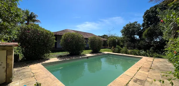 Casa com 5 Quartos à venda, 300m² no Vila Capri, Araruama