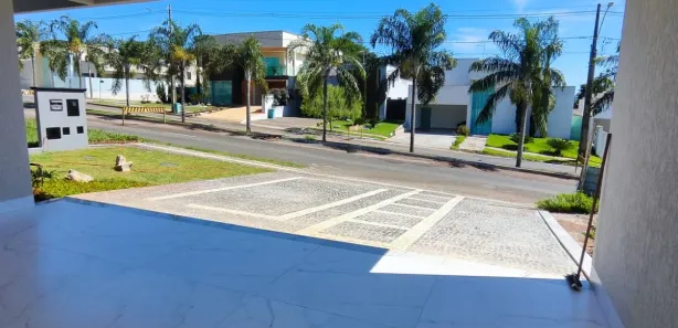 Casa de Condomínio com 3 Quartos à venda, 196m² no Residencial Condomínio Jardim Veneza, Senador Canedo