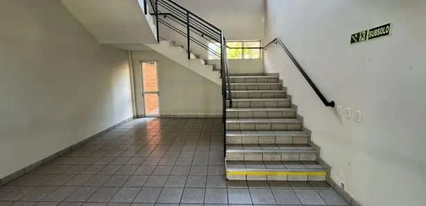 Galpão / Depósito / Armazém para venda ou aluguel, 10264m² no Sarandi, Porto Alegre