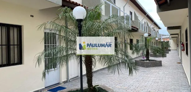 Sobrado com 2 Quartos para venda ou aluguel, 58m² no Centro, Mongaguá