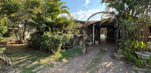 Fazenda / Sítio / Chácara com 3 Quartos à venda, 500m² no Sítios de Recreio Letícia (Padre Nóbrega), Marília