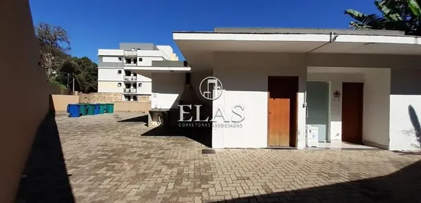 Apartamento com 2 Quartos à venda, 70m² no Samambaia, Petrópolis
