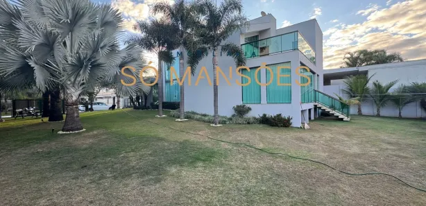 Casa de Condomínio com 3 Quartos para venda ou aluguel, 530m² no Rosa dos Ventos, Vespasiano