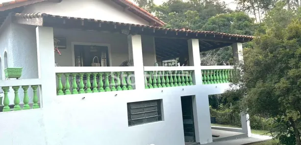 Fazenda / Sítio / Chácara com 2 Quartos à venda, 250m² no , Laranjal Paulista