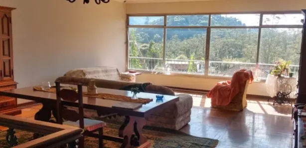 Casa com 4 Quartos para alugar, 400m² no Independência, Petrópolis