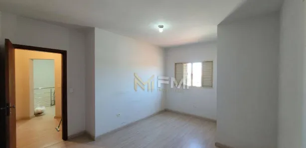 Sobrado com 3 Quartos à venda, 167m² no Remanso Campineiro, Hortolândia