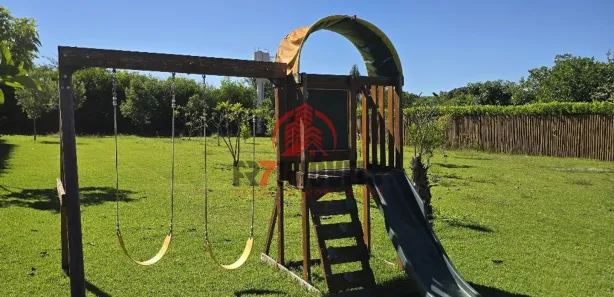 Casa de Condomínio com 3 Quartos à venda, 2063m² no , Santo Antônio de Goiás