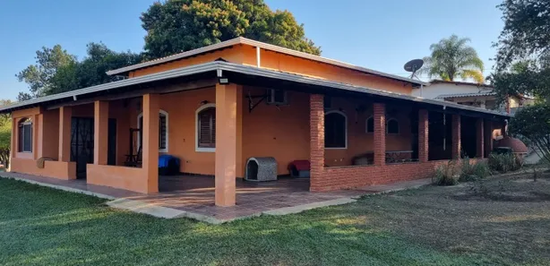 Fazenda / Sítio / Chácara com 3 Quartos para venda ou aluguel, 1000m² no Itapecerica, Salto