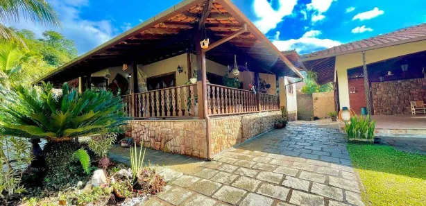 Casa de Condomínio com 4 Quartos à venda, 342m² no Limoeiro, Guapimirim