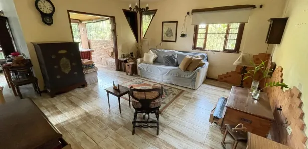 Casa com 3 Quartos para alugar, 250m² no Rio Tavares, Florianópolis