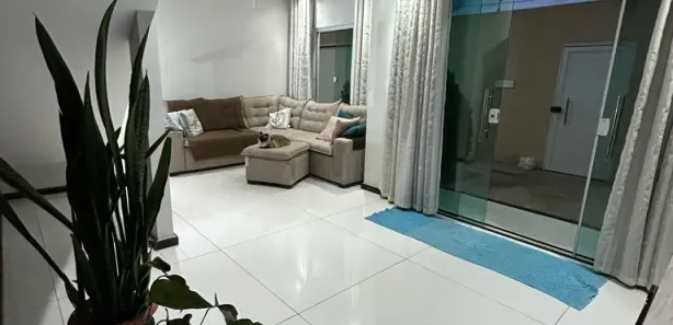 Sobrado com 5 Quartos à venda, 245m² no Felícia, Vitória da Conquista