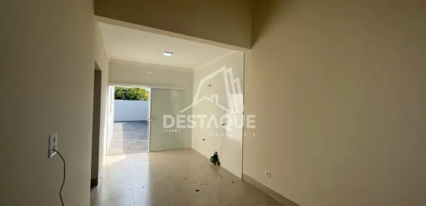 Casa com 2 Quartos para alugar, 150m² no , Regente Feijó