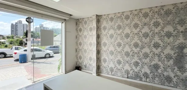 Conjunto Comercial / Sala para alugar, 65m² no Água Verde, Blumenau