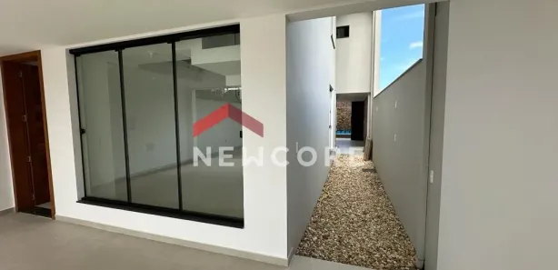 Sobrado com 3 Quartos à venda, 198m² no Floresta, Joinville