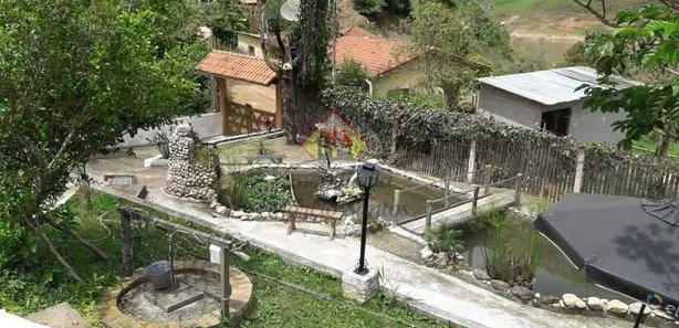 Fazenda / Sítio / Chácara com 6 Quartos à venda, 200m² no , Redenção da Serra