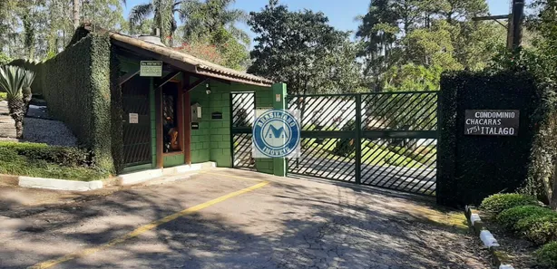 Fazenda / Sítio / Chácara com 4 Quartos à venda, 2202m² no Potuverá, Itapecerica da Serra