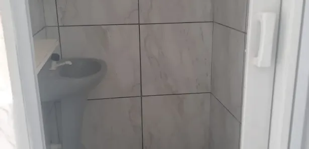 Kitnet com 1 Quarto para alugar, 30m² no Nova Campinas, Duque de Caxias