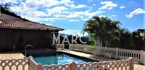 Fazenda / Sítio / Chácara com 2 Quartos à venda, 450m² no Jardim Arujá, Arujá
