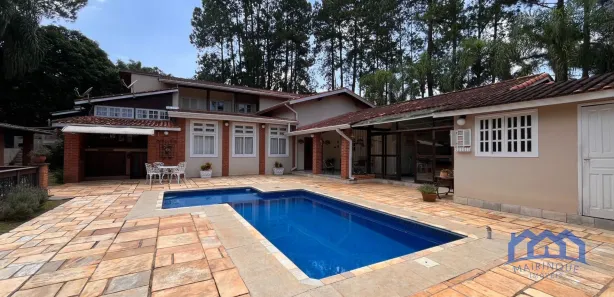 Fazenda / Sítio / Chácara com 10 Quartos à venda, 3500m² no , Mairinque