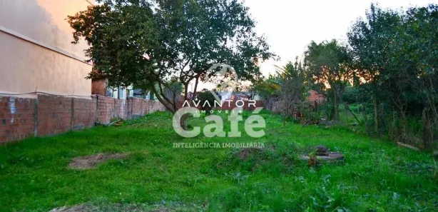 Terreno / Lote / Condomínio à venda, 559m² no São José, Santa Maria