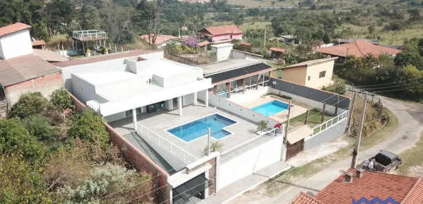 Fazenda / Sítio / Chácara com 3 Quartos à venda, 300m² no , Mairinque
