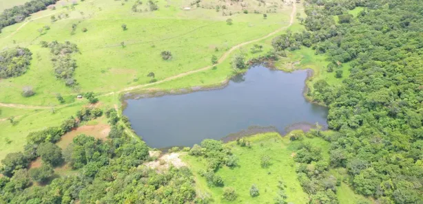 Fazenda / Sítio / Chácara com 4 Quartos à venda, 6000000m² no , Padre Bernardo